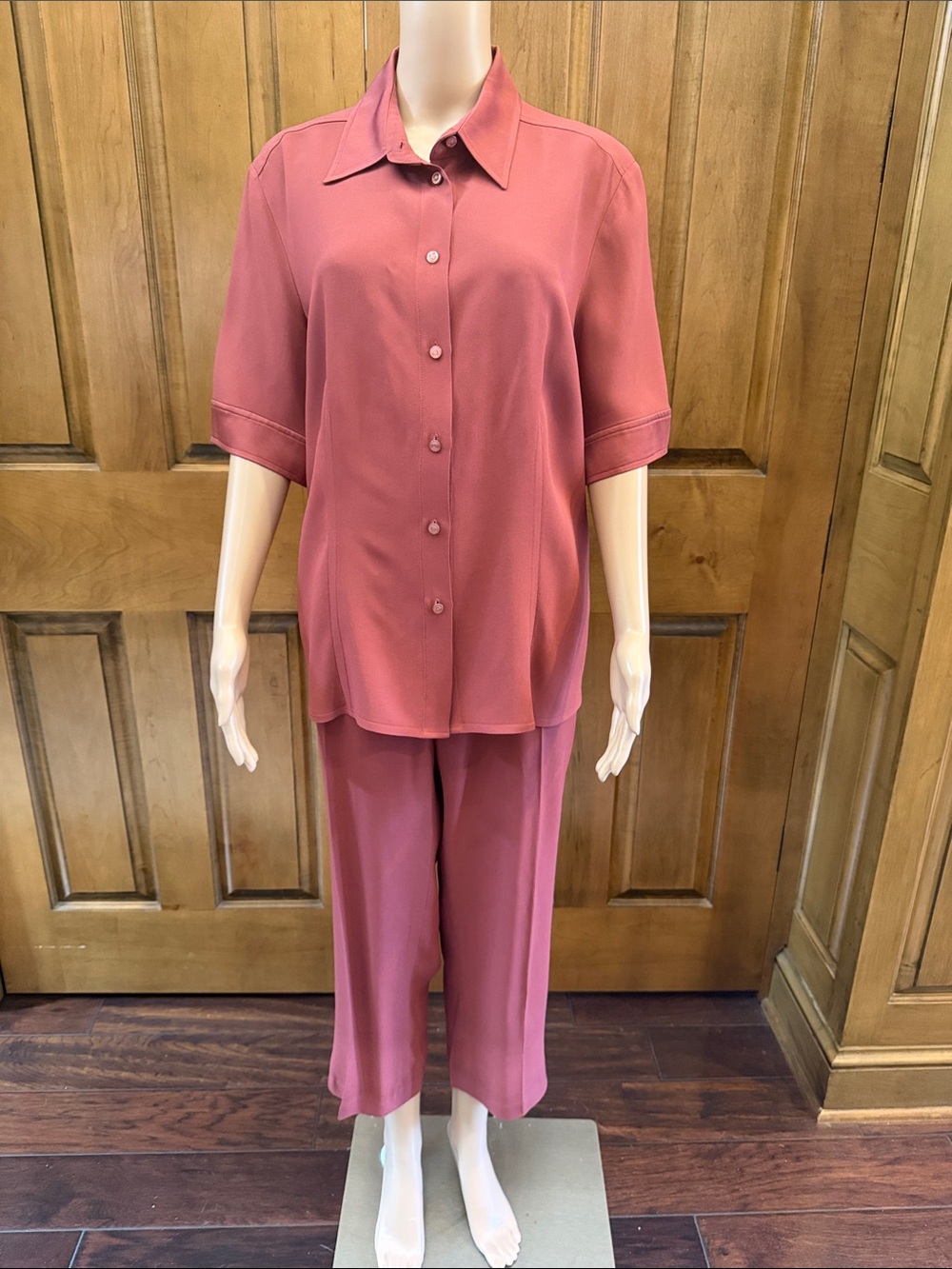 Escada Dusty Rose Button-Front Cropped Pant Set